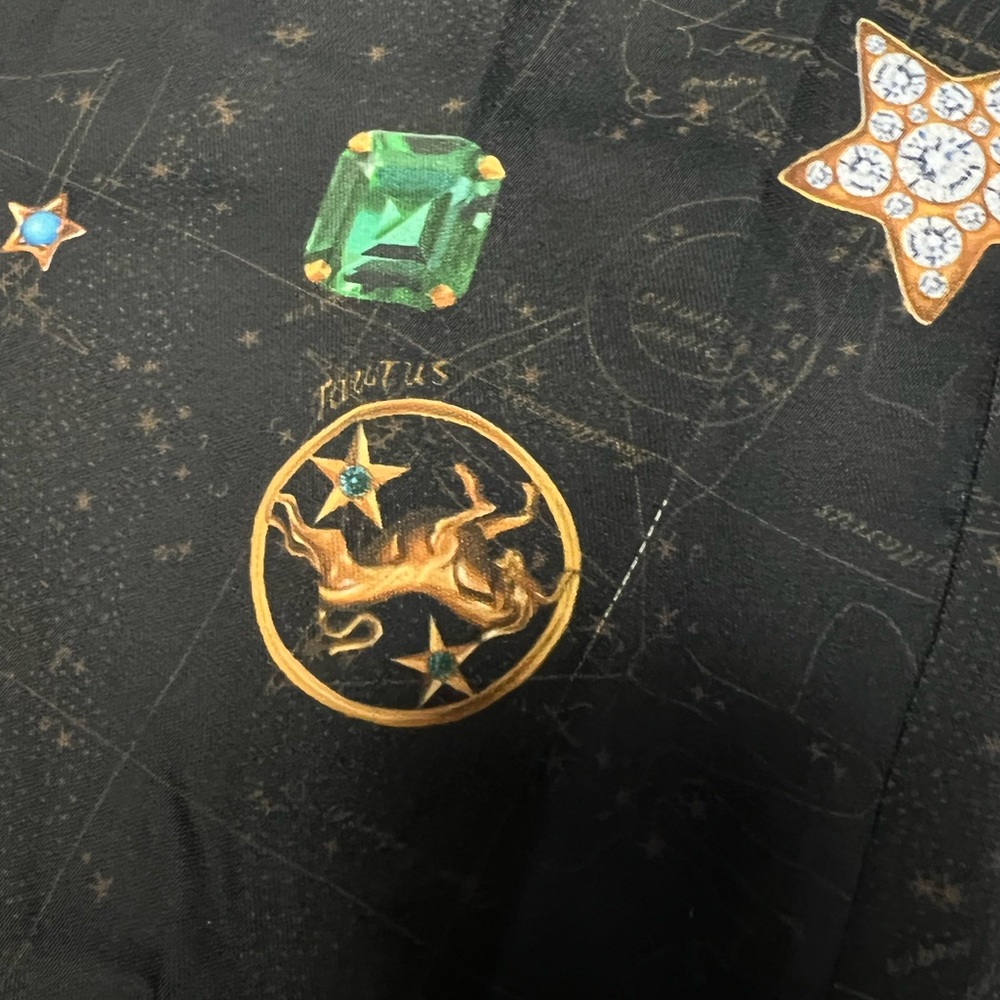 FABLETICS Ecosatin Black Lucky Charm Astrology Graphic Plus Tank Top NWT Size 3X - Picture 6 of 6